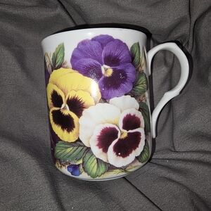 Total Elegant Pansy Mug with Purple, Yellow, and Cream Flowers